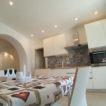 Dei Gigli Pescoluse *